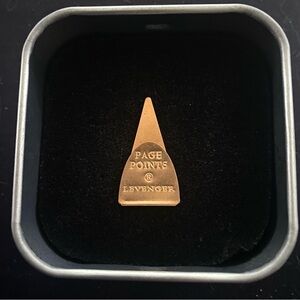 Vintage 1998 Tin Full of Levenger Page Points